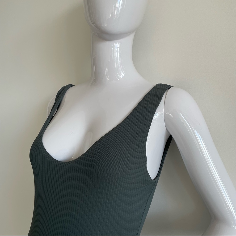 One piece swimsuit